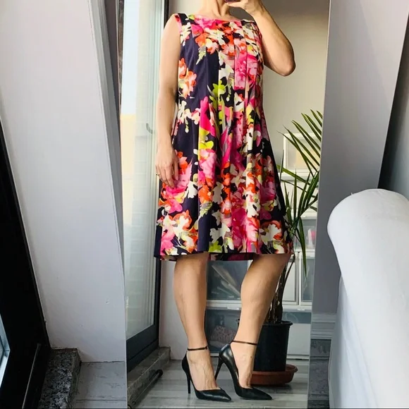 Vince Camuto Floral Gold Zipper Cozy Feel Multicolor  Classy Midi Dress - Picture 2 of 9